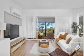 Seascape Retreat - Magnificent 5 Bedroom Home, Nelson Bay